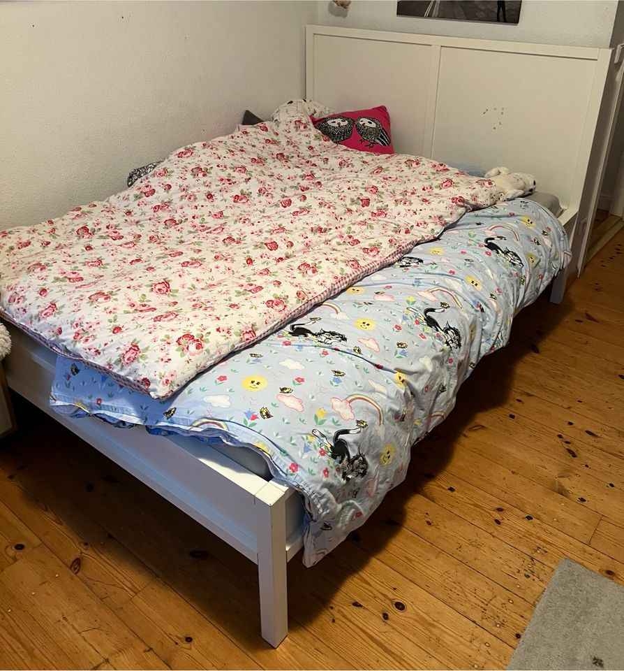 Ikea Bett, Gebraucht, Auseinandergebaut In Berlin within Ikea Schlafzimmer Gebraucht Kaufen